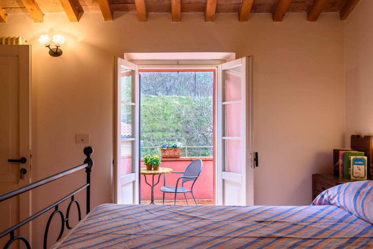 La Locanda Del Povero Diavolo Torriana Buitenkant foto