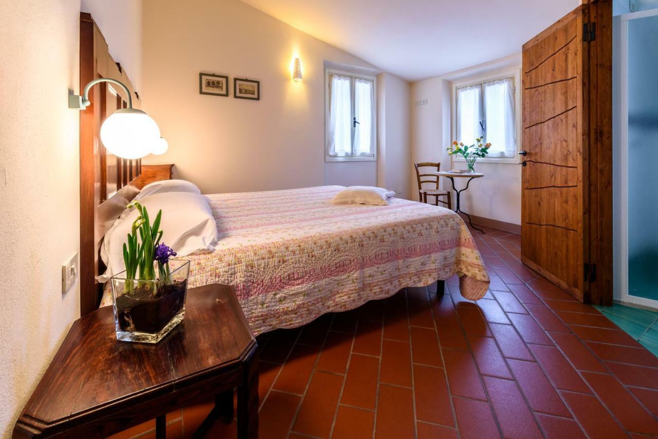 La Locanda Del Povero Diavolo Torriana Buitenkant foto