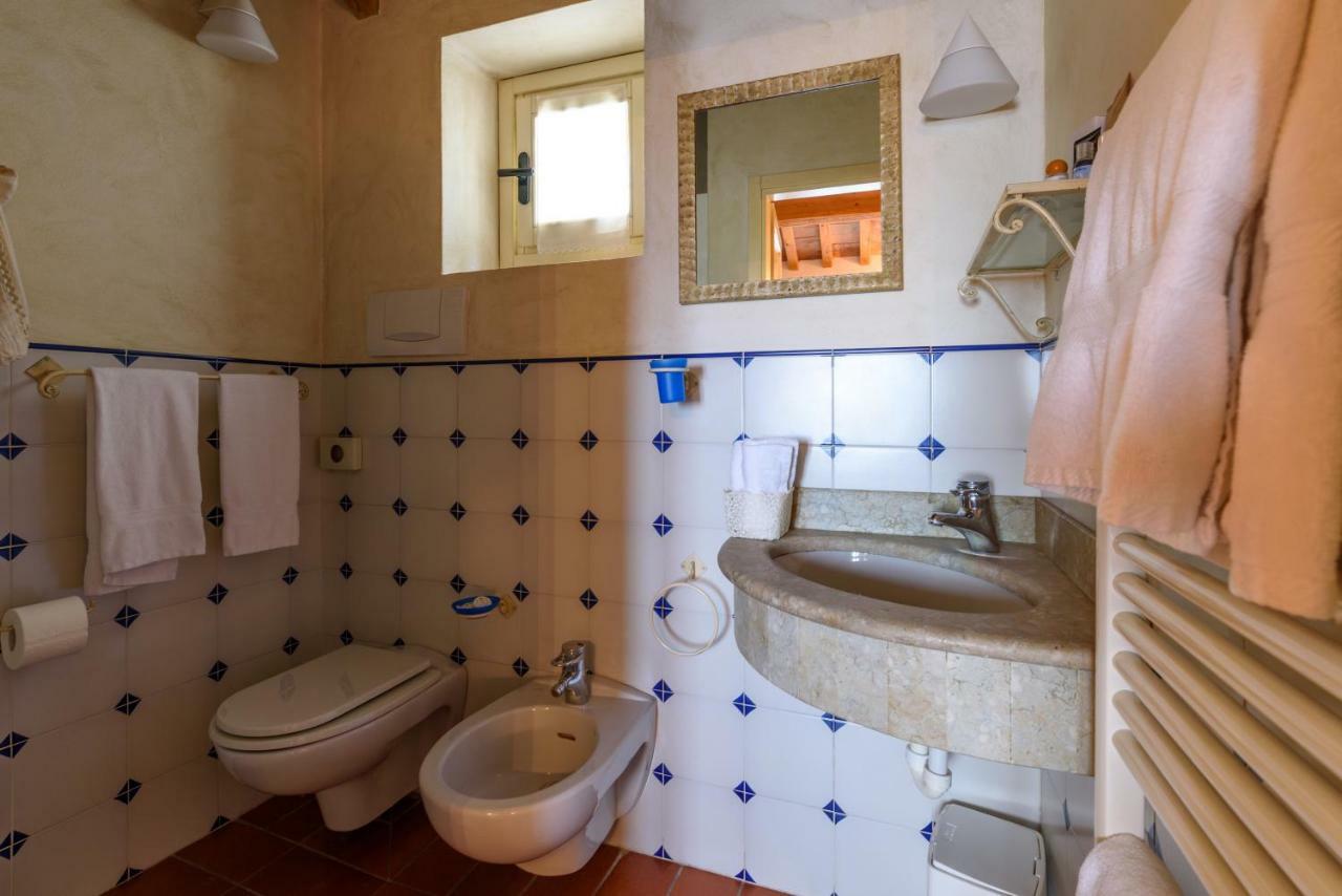 La Locanda Del Povero Diavolo Torriana Buitenkant foto
