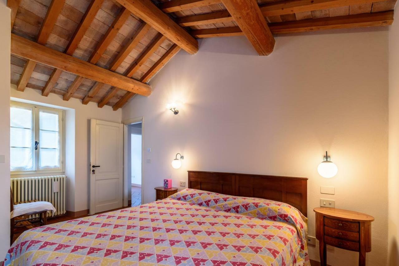 La Locanda Del Povero Diavolo Torriana Buitenkant foto