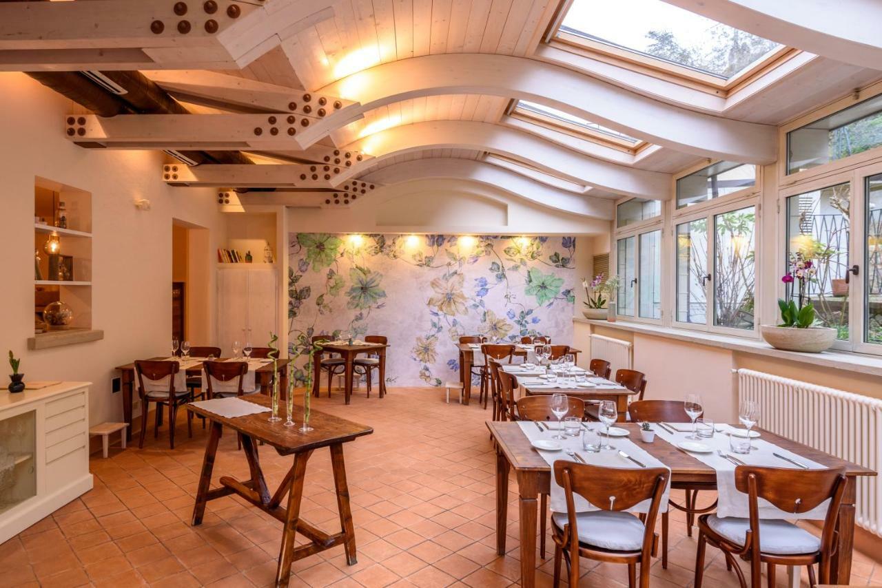 La Locanda Del Povero Diavolo Torriana Buitenkant foto